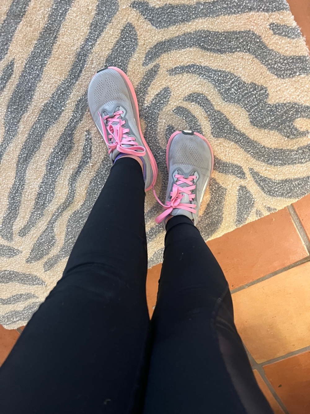 Altra Women's Gray and Pink Athletic Running Shoe - Picture 4 of 7